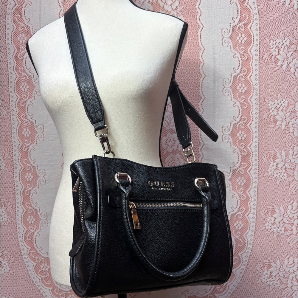 SOLD👻GUESS Los Angeles Black Satchel | Crossbody - Picture 1 of 8